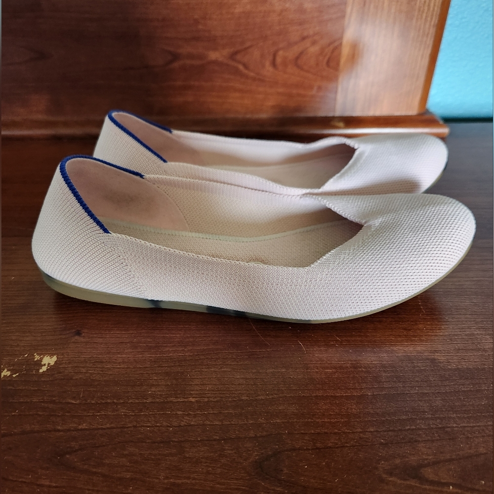 Blush round toe Rothy's